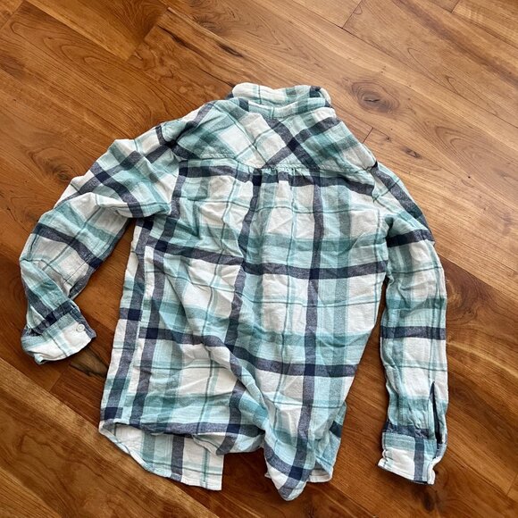 SO girl's soft flannel button up shirt - Picture 3 of 3